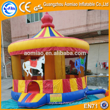 Castillo inflable del puente del carrusel de la Navidad para la venta